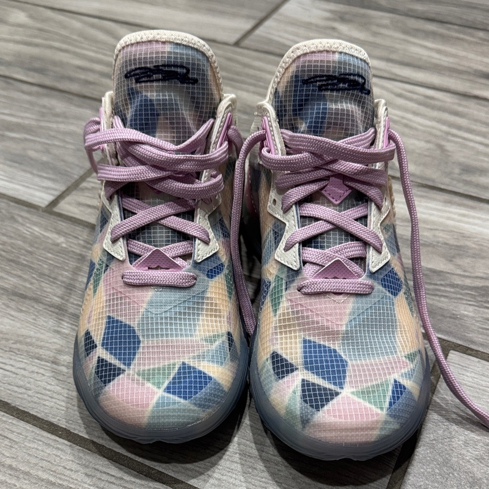 LeBron 18 Los cherry blossom Sakura